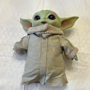 Star Wars Green and Tan Stuffed Alien Plush